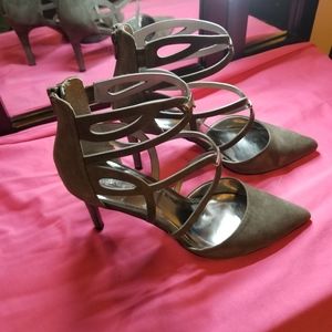 Carlos Santana Thea Gray Suede Gladiator Pump - SIZE 11